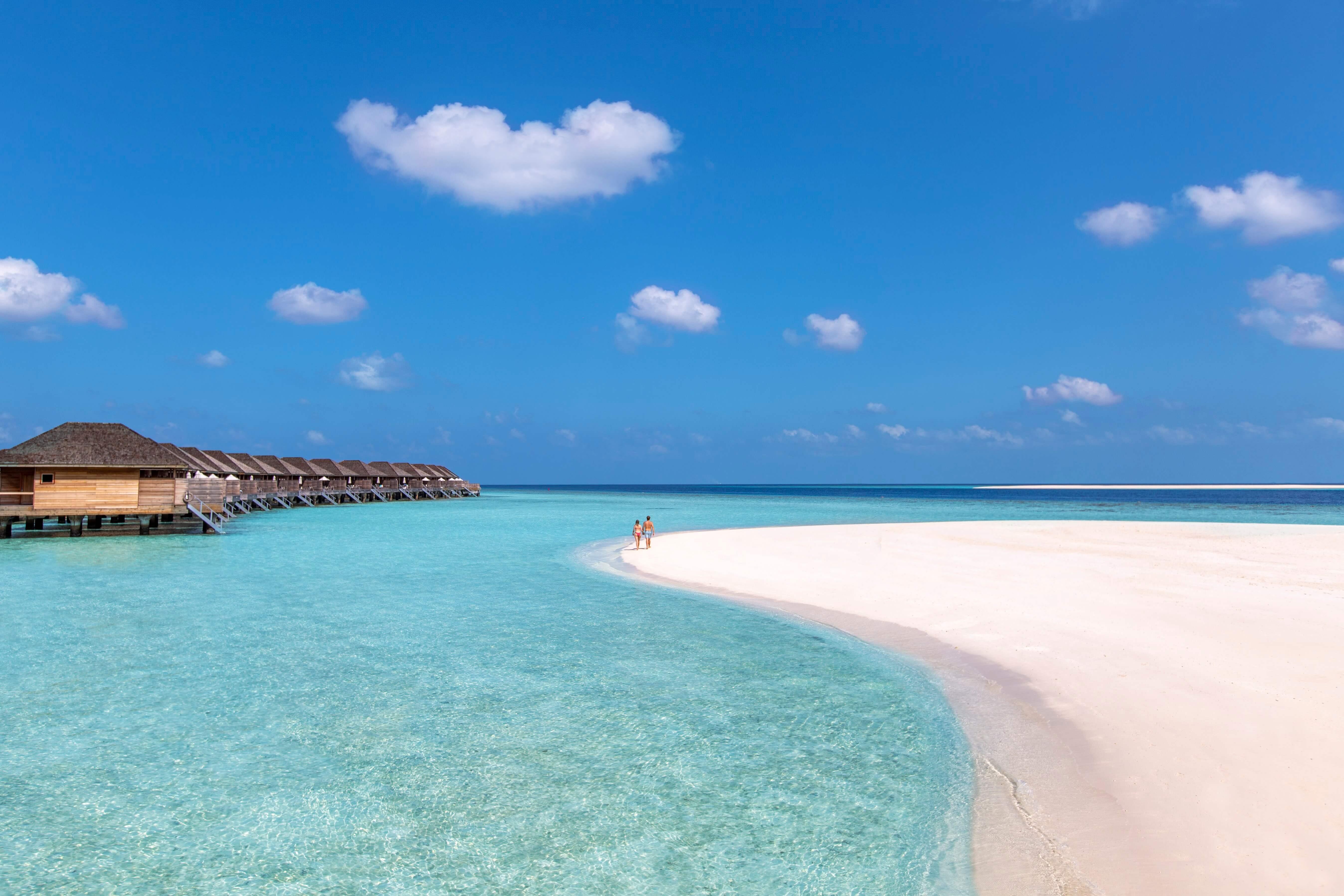 HURAWALHI ISLAND RESORT 
