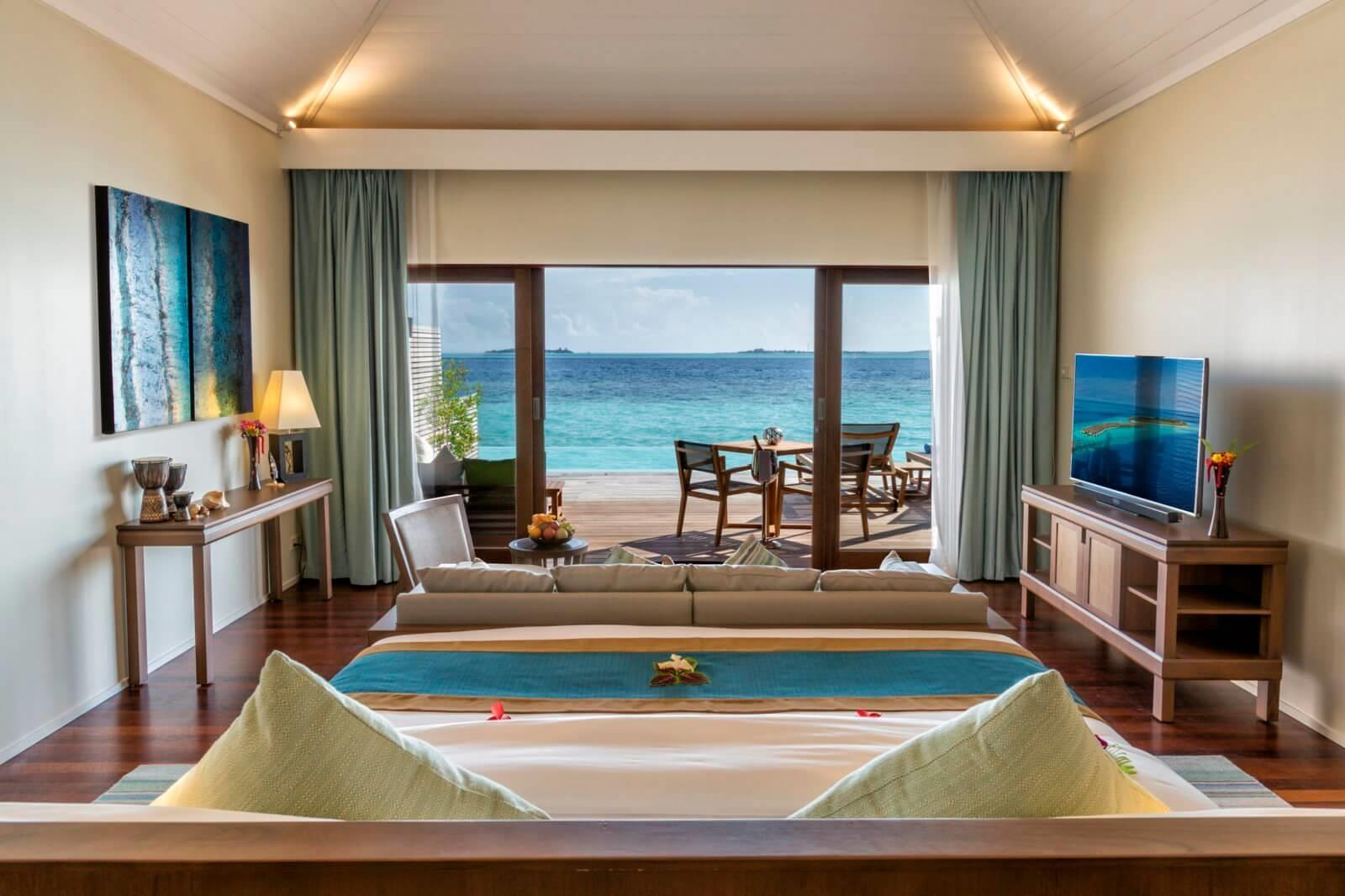 HURAWALHI ISLAND RESORT 