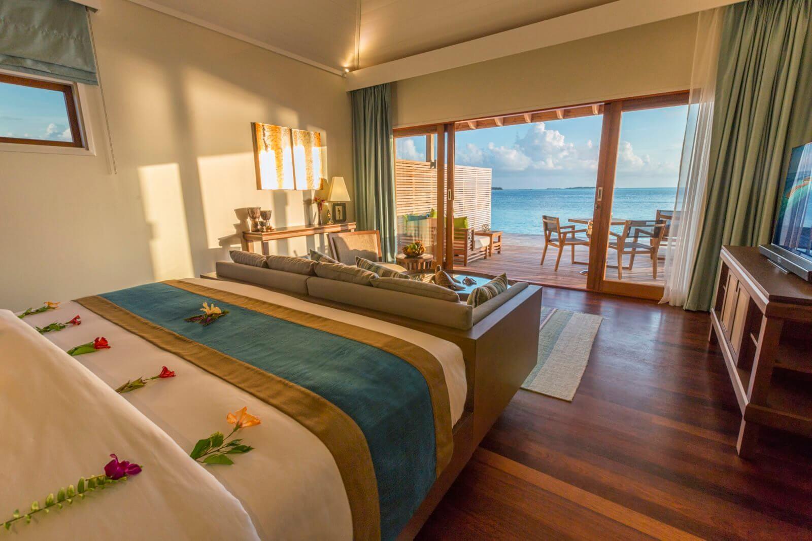 HURAWALHI ISLAND RESORT 