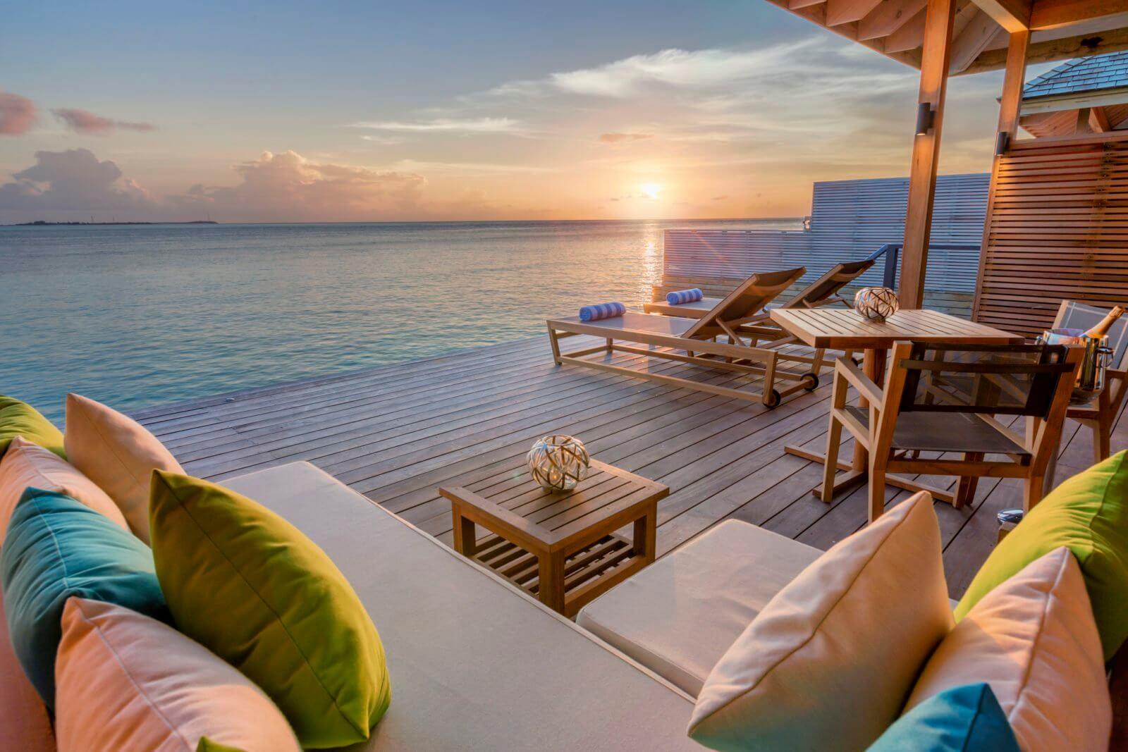 HURAWALHI ISLAND RESORT 
