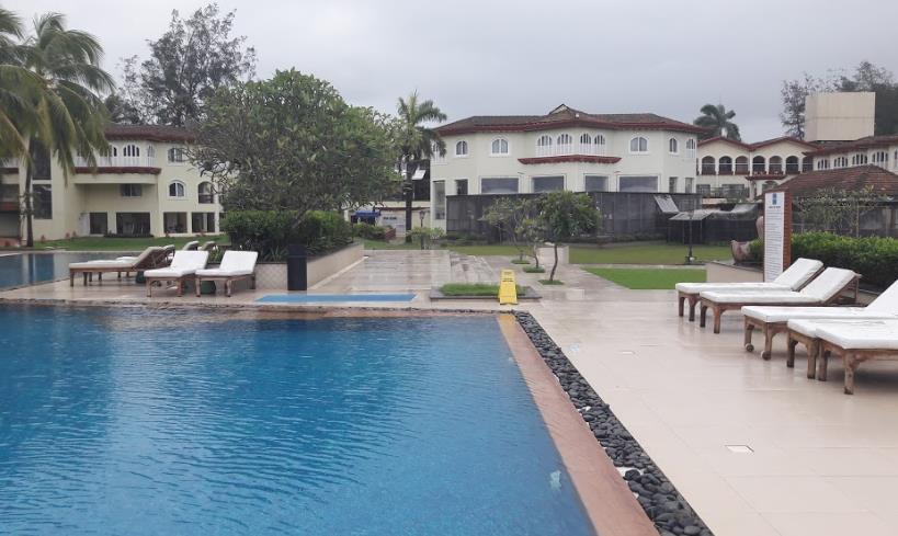 KENILWORTH BEACH RESORT
