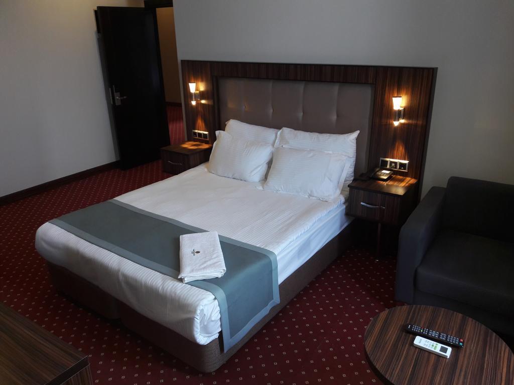 LEGEND BUSINESS HOTEL					