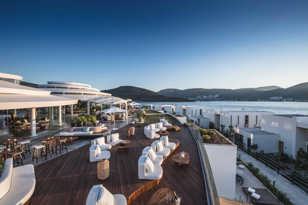 NIKKI BEACH RESORT & SPA