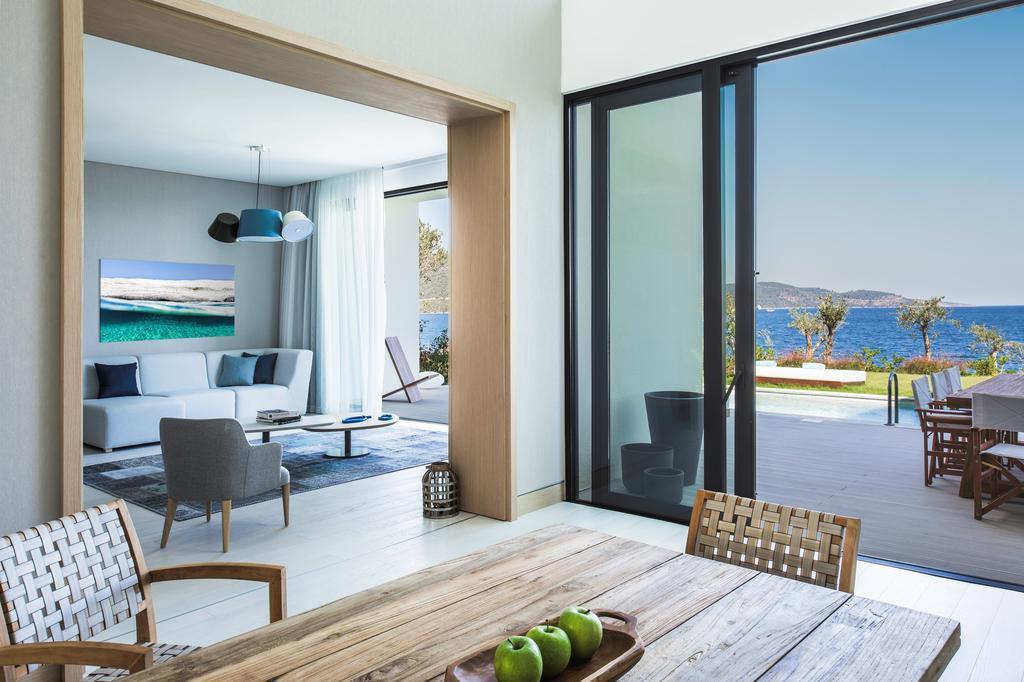 NIKKI BEACH RESORT & SPA