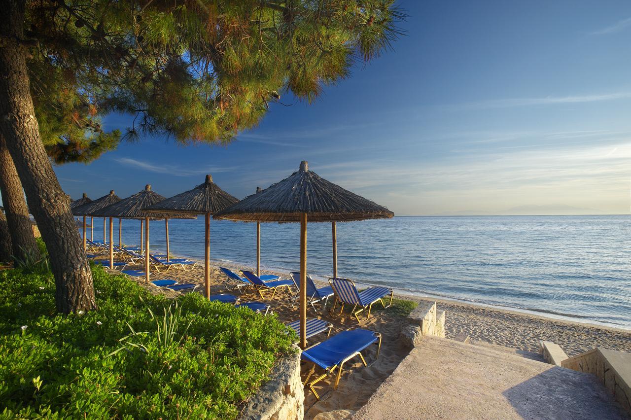 PORTES BEACH HOTEL