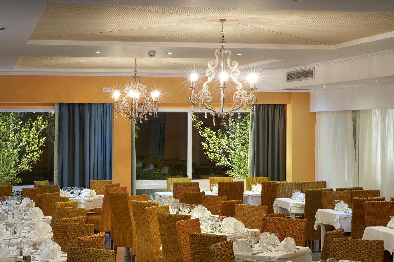 PORTES BEACH HOTEL