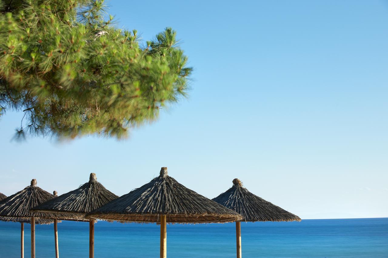 PORTES BEACH HOTEL