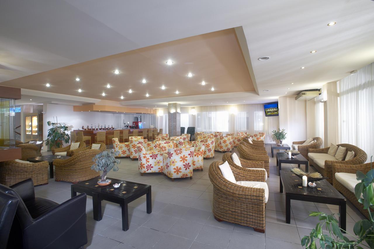 PORTES BEACH HOTEL