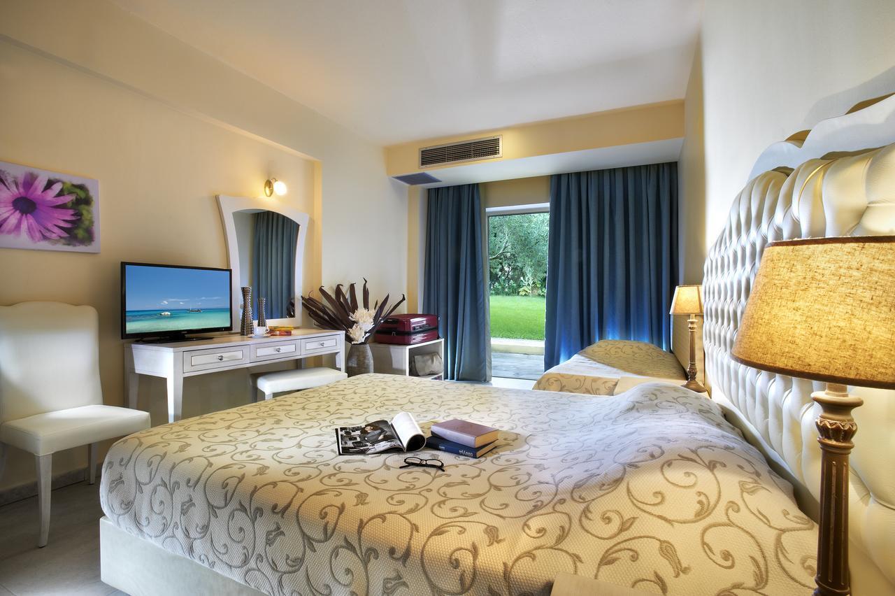 PORTES BEACH HOTEL