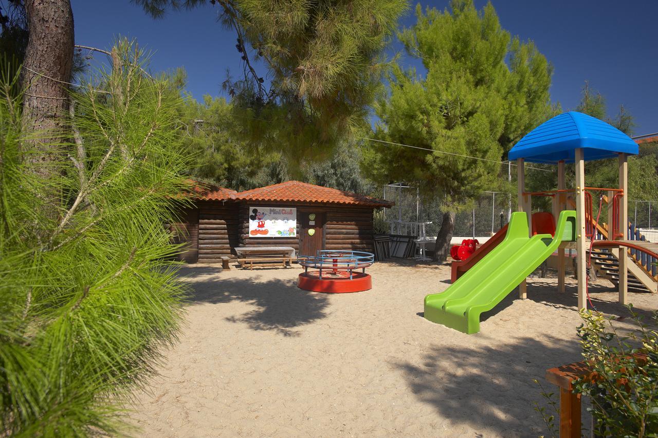 PORTES BEACH HOTEL