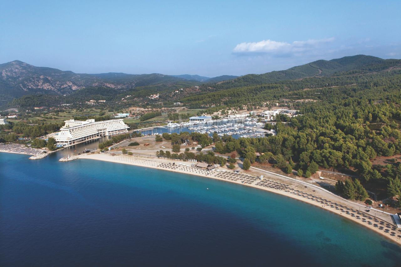 PORTO CARRAS MELITON HOTEL
