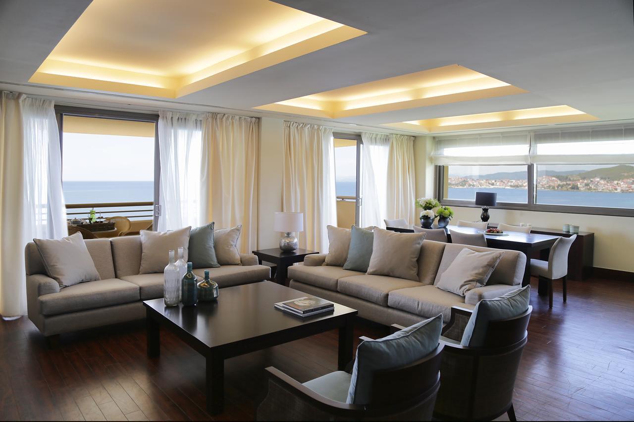 PORTO CARRAS MELITON HOTEL