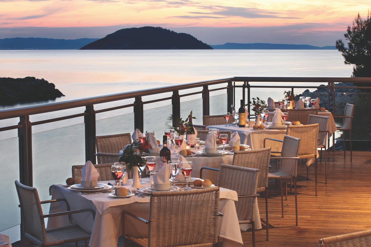 PORTO CARRAS MELITON HOTEL