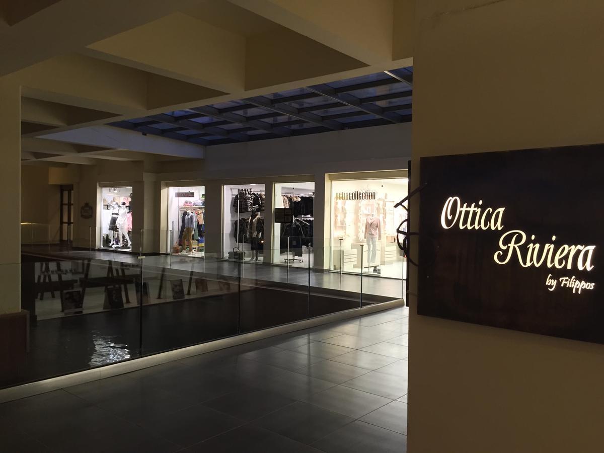 PORTO CARRAS MELITON HOTEL