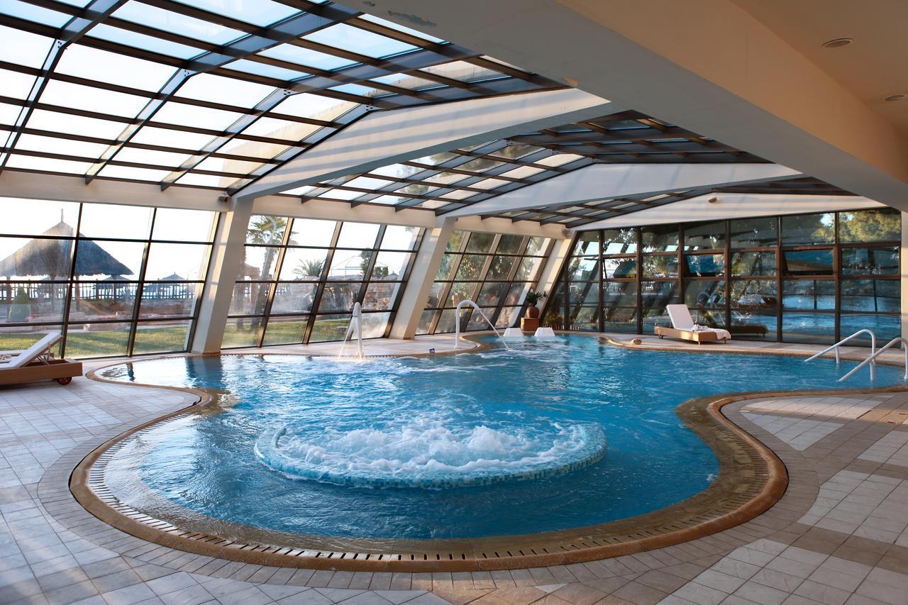 PORTO CARRAS MELITON HOTEL