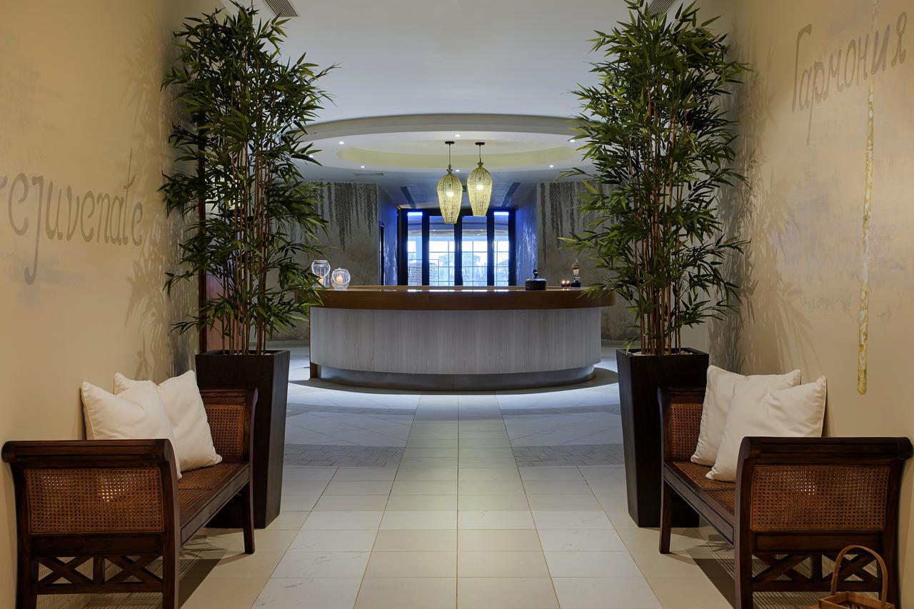PORTO CARRAS MELITON HOTEL