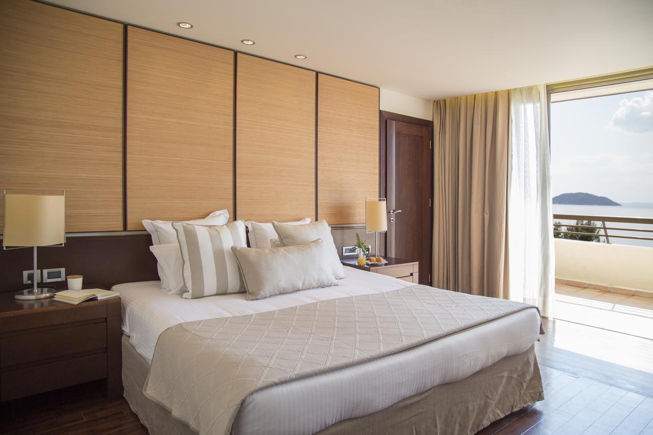 PORTO CARRAS MELITON HOTEL