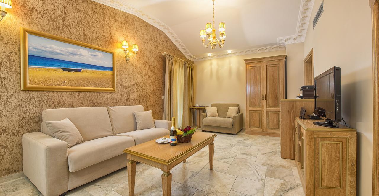 POTIDEA PALACE