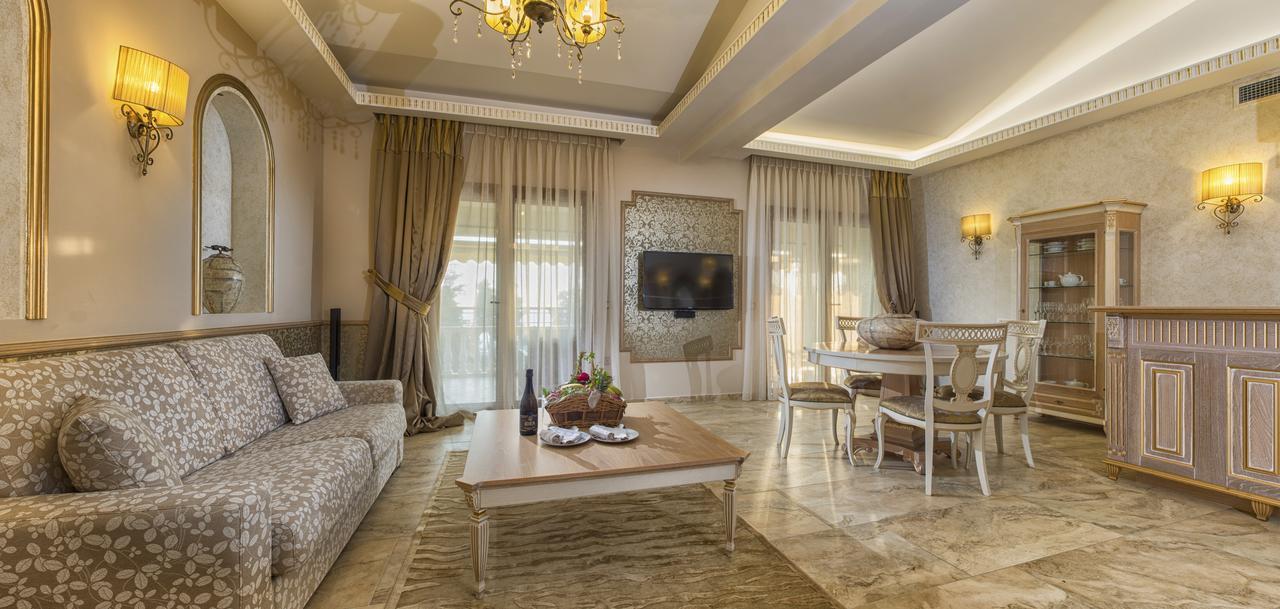 POTIDEA PALACE