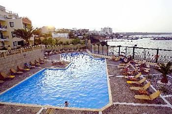 RAMADA ATTICA RIVIERA
