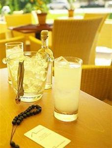 RAMADA ATTICA RIVIERA