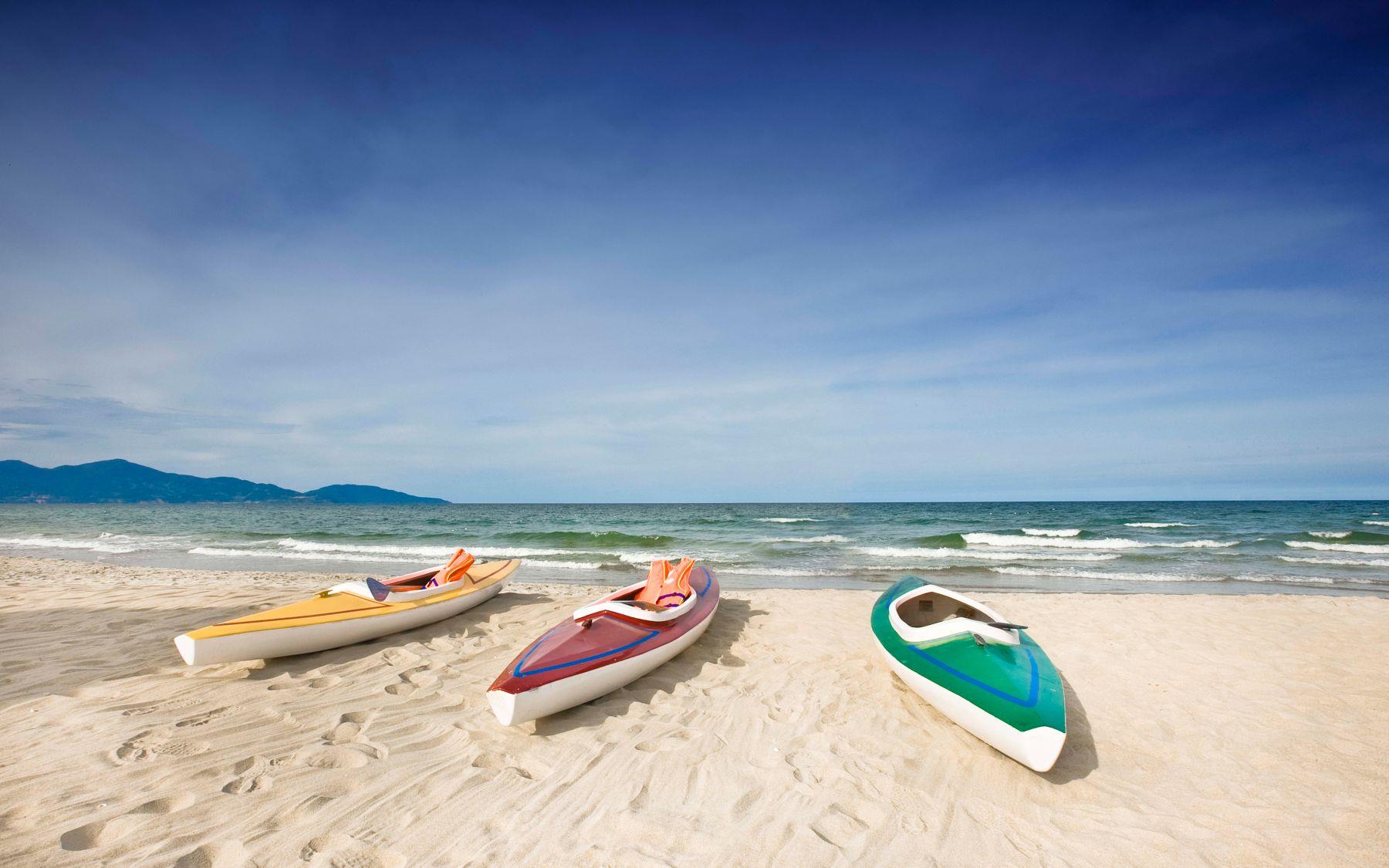 SANDY BEACH RESORT