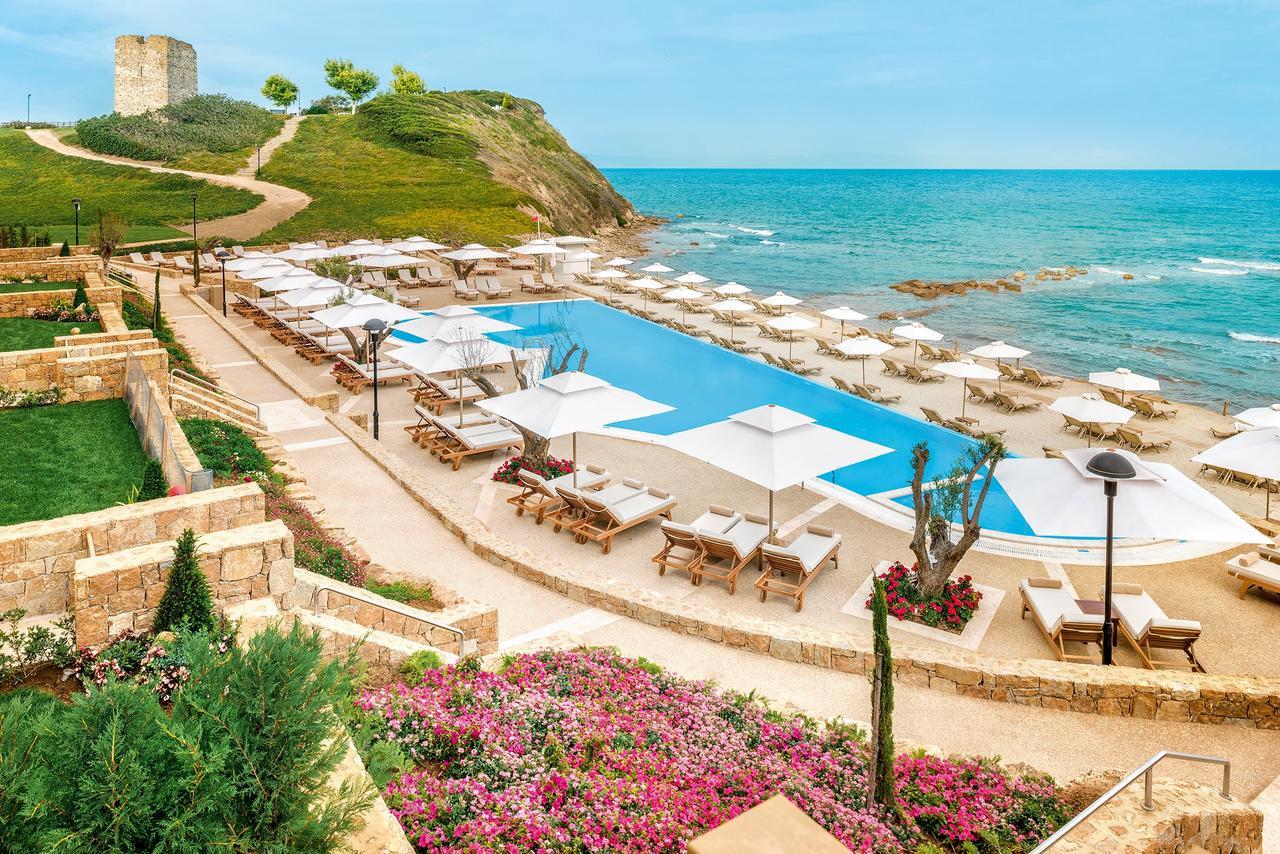SANI BEACH