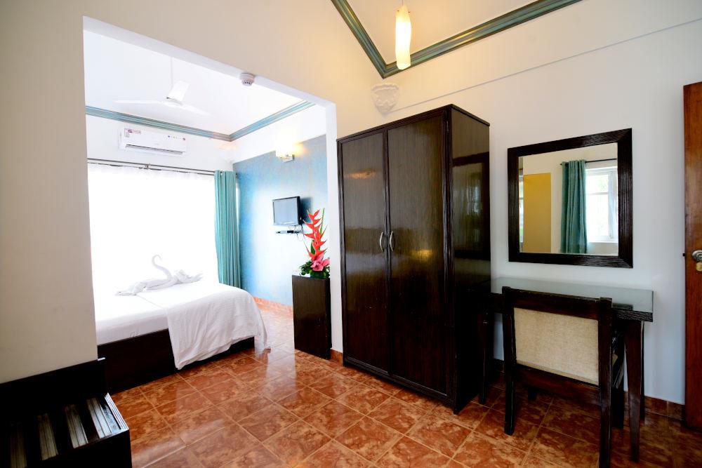 SANTANA BEACH RESORT