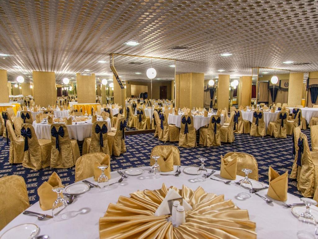 SHARJAH CARLTON HOTEL