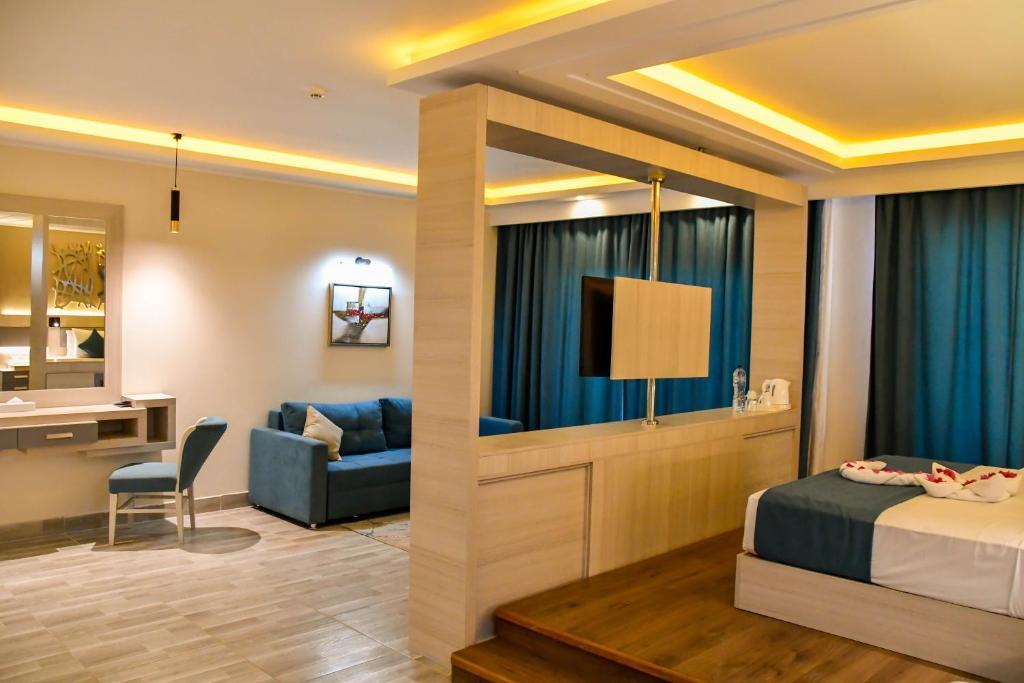 SIRENA BEACH RESORT AND SPA