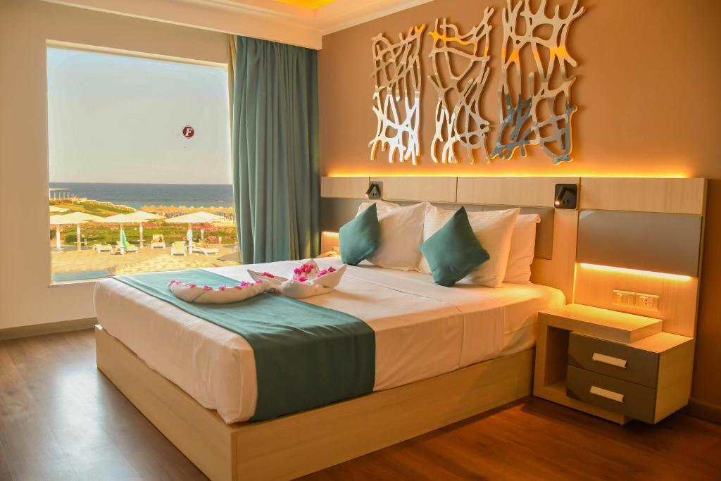 SIRENA BEACH RESORT AND SPA