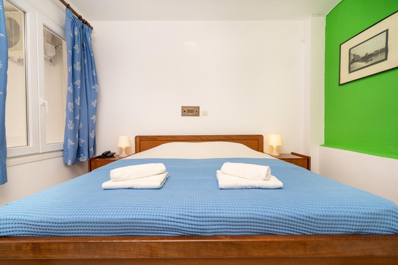 THEO BUNGALOWS HOTEL