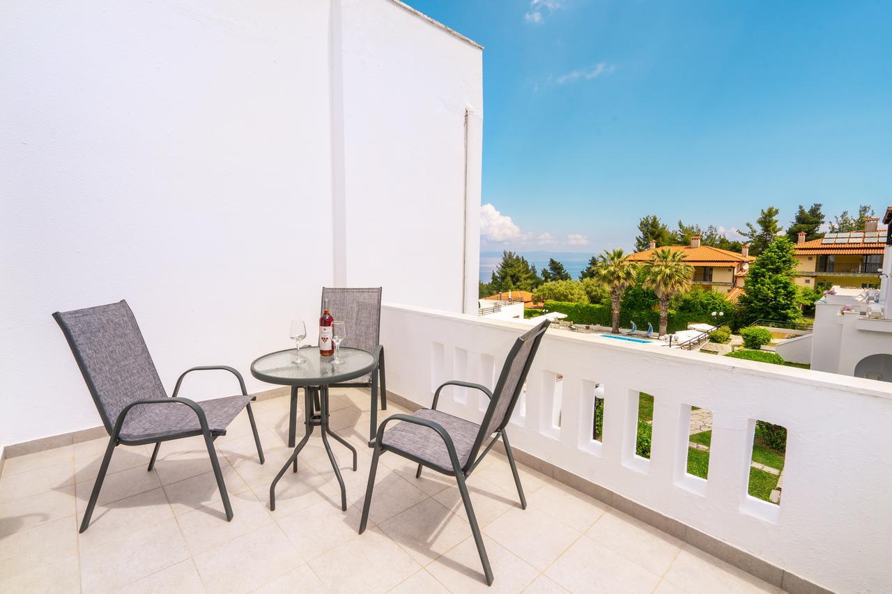 THEO BUNGALOWS HOTEL
