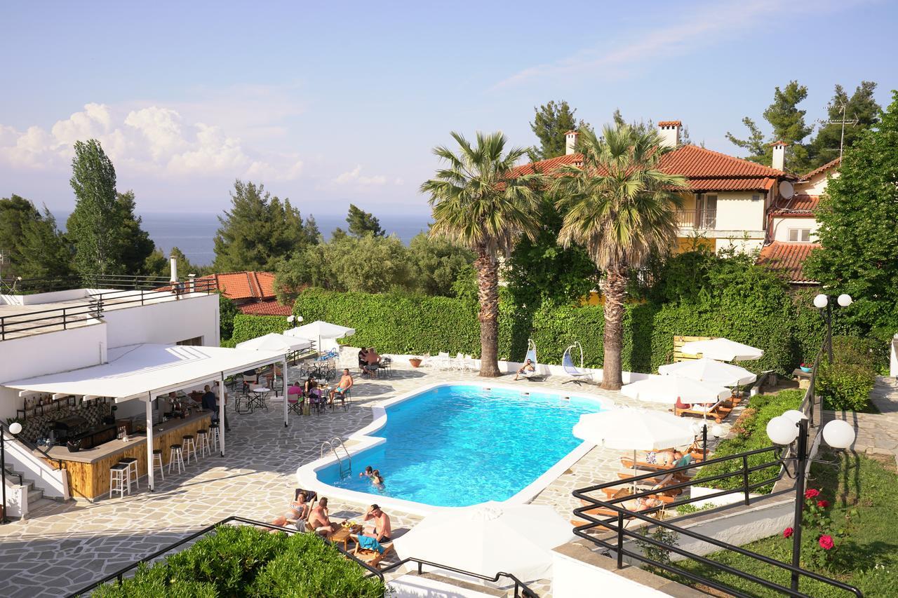 THEO BUNGALOWS HOTEL