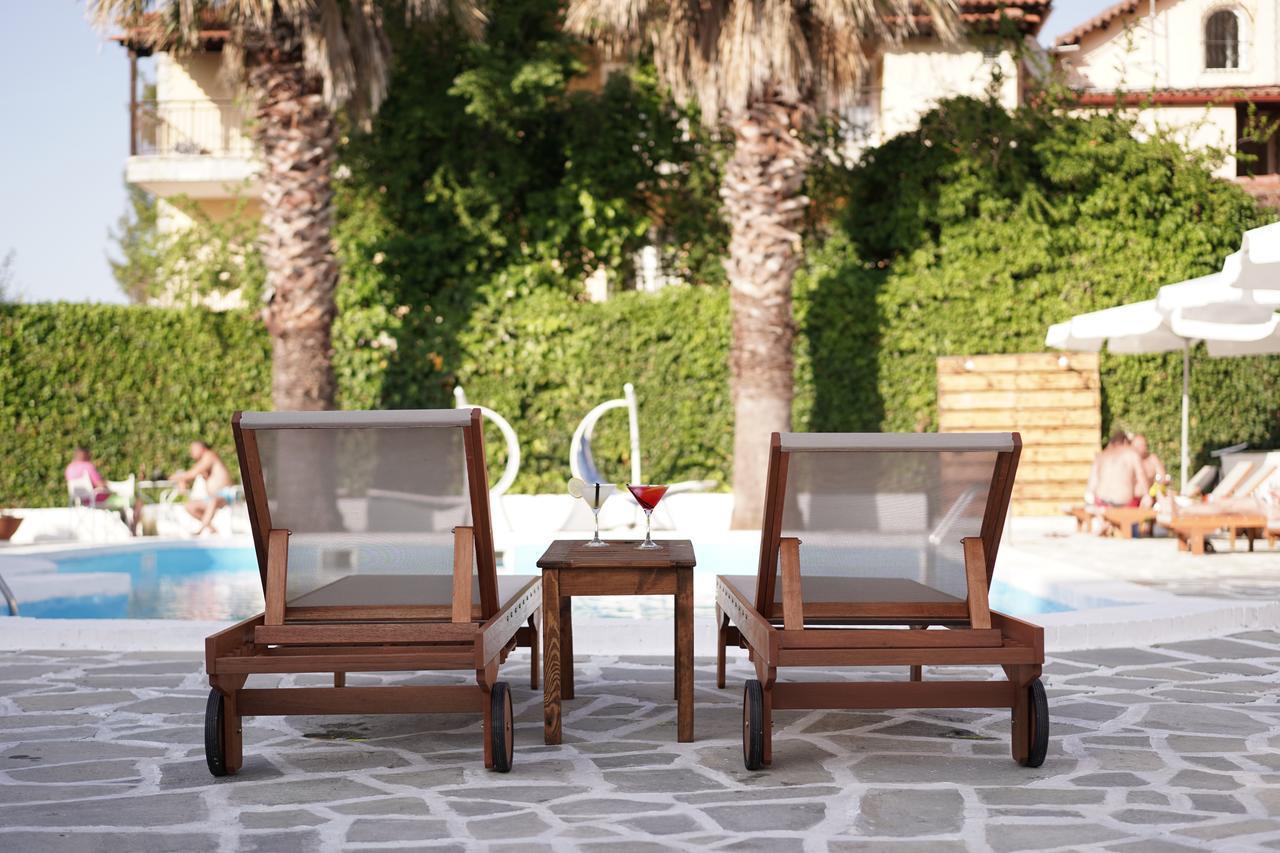 THEO BUNGALOWS HOTEL