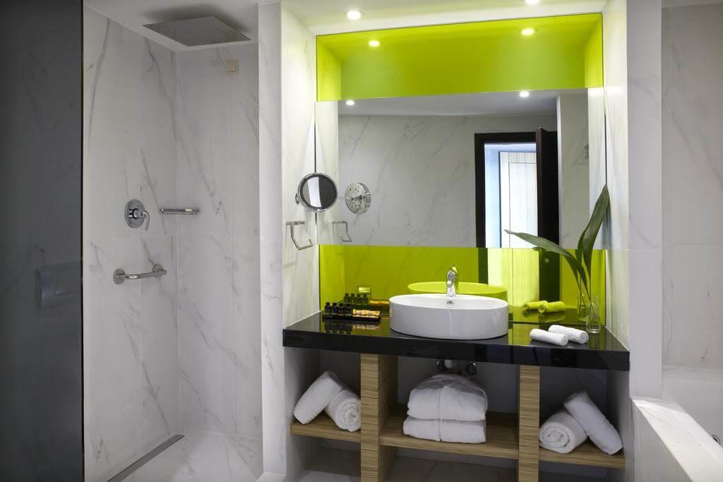 WYNDHAM GRAND ATHENS