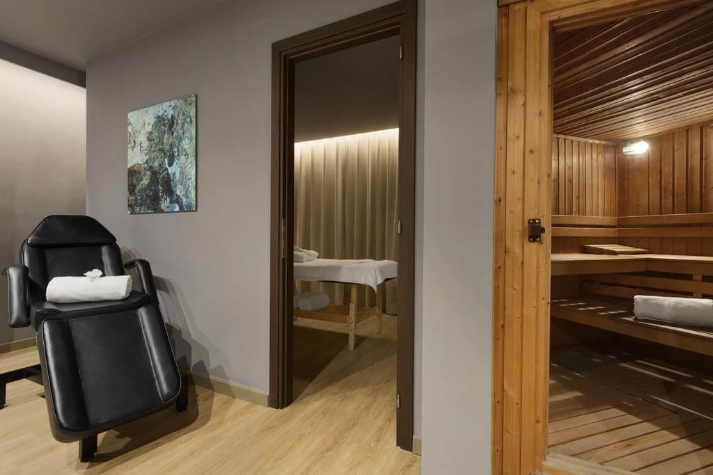 WYNDHAM GRAND ATHENS