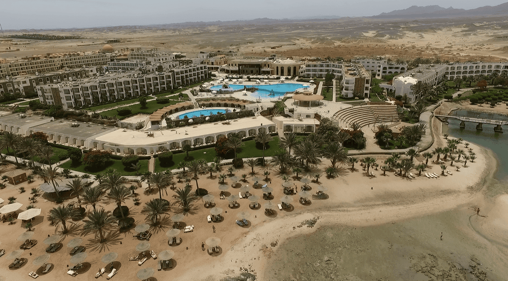 ROYAL BRAYKA BEACH RESORT 