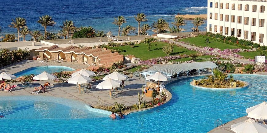 ROYAL BRAYKA BEACH RESORT 