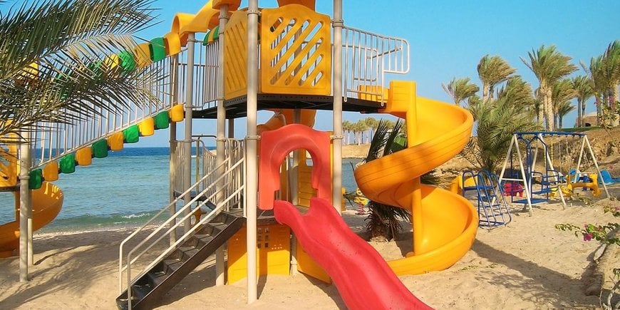 ROYAL BRAYKA BEACH RESORT 