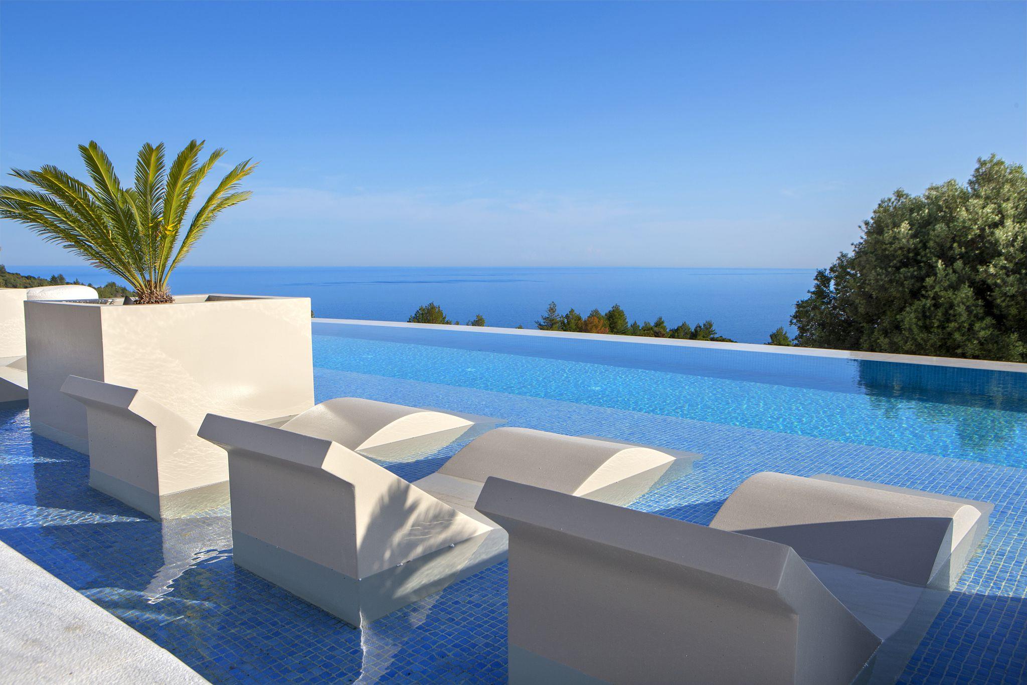AJUL LUXURY HOTEL&SPA