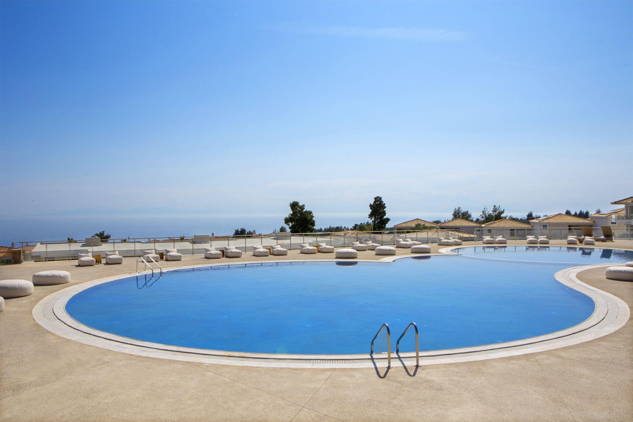 AJUL LUXURY HOTEL&SPA