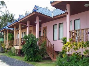 AS HOLIDAY BEACH RESORT