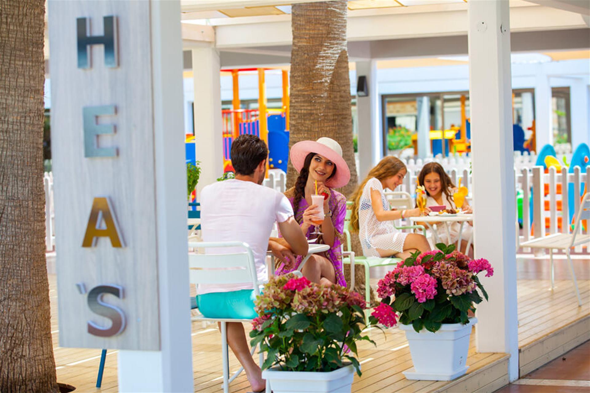 ATLANTICA AENEAS RESORT&SPA