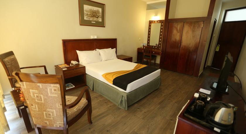 Hotel 3***