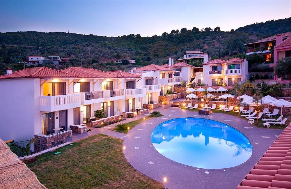 HOTEL 4*