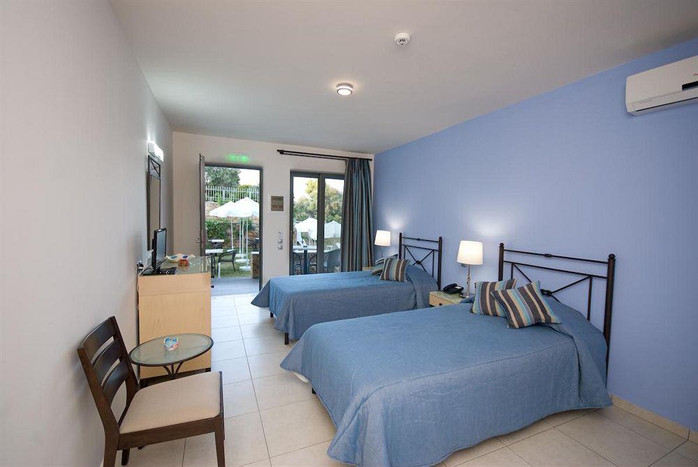 HOTEL 4*