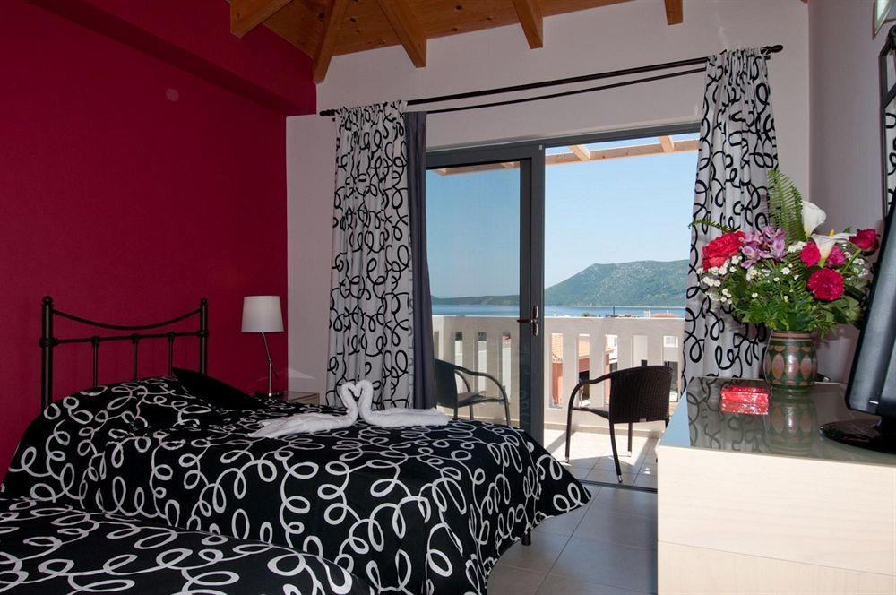 HOTEL 4*