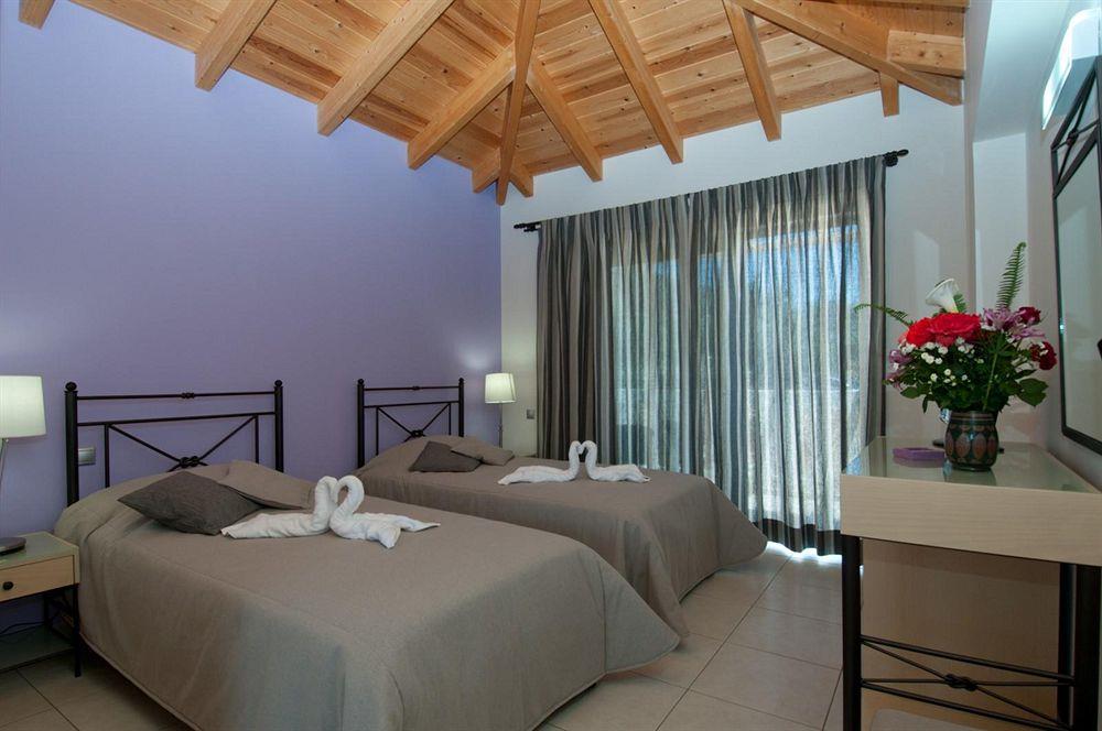 HOTEL 4*