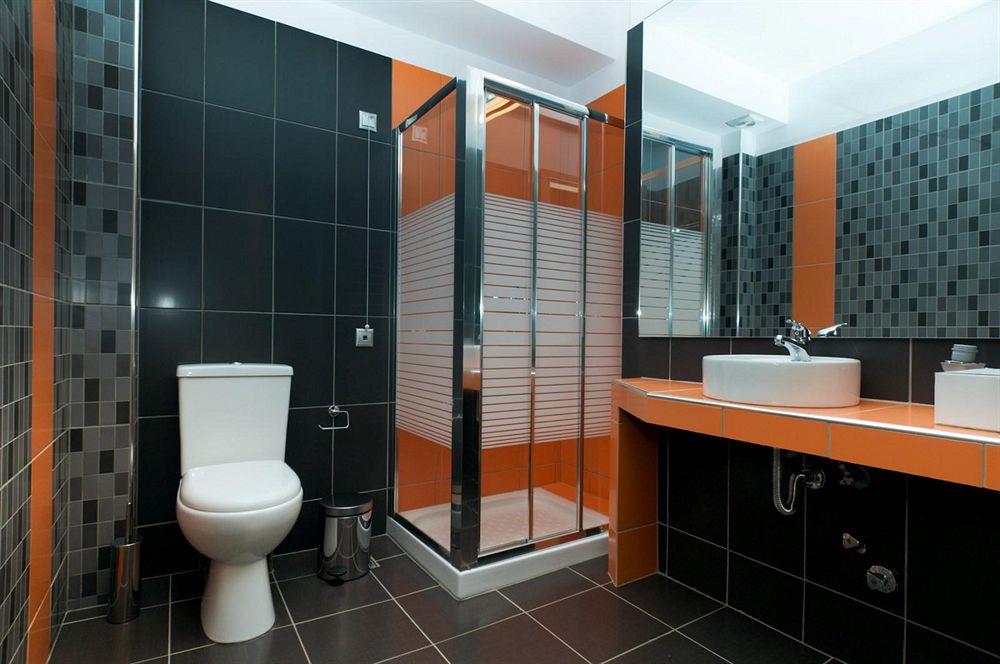 HOTEL 4*